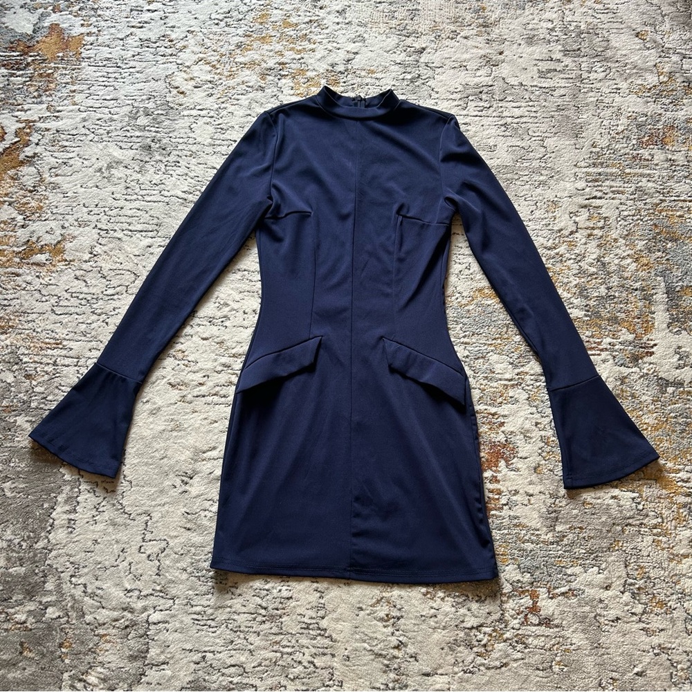 Hailey Bieber Elegant Navy Blue Long Sleeve Dress S